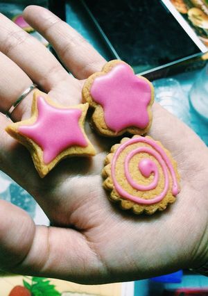 A picture of Mira's Simple Sugar Cookies.