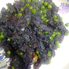A picture of Purple potatoes and pea.