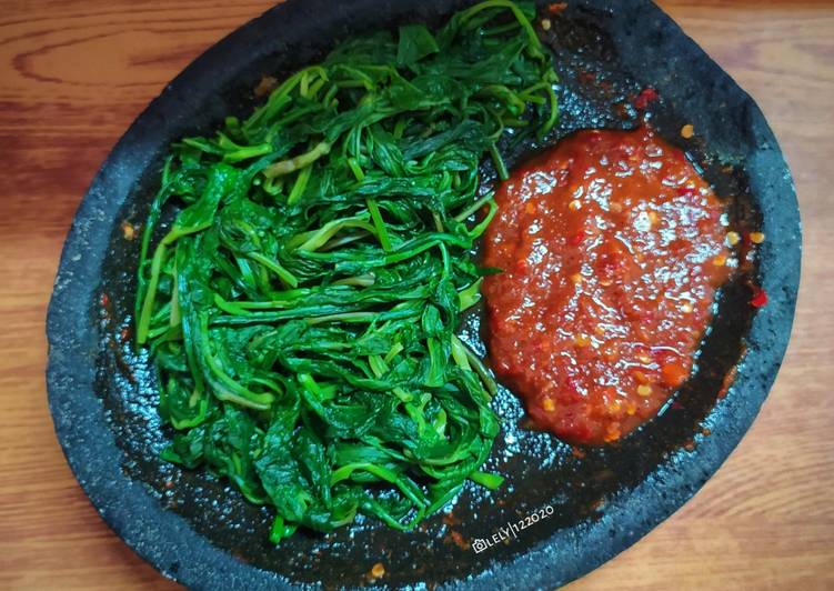 Cara Membuat Kangkung sambal brambang asem yang Renyah!