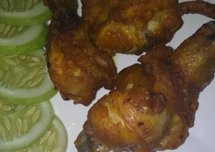 Langkah Mudah untuk Menyiapkan Ayam goreng kunyit spicy&amp;crispy😂 Anti Gagal