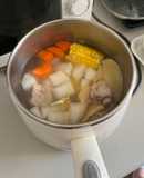 家常料理～白蘿蔔排骨玉米湯
