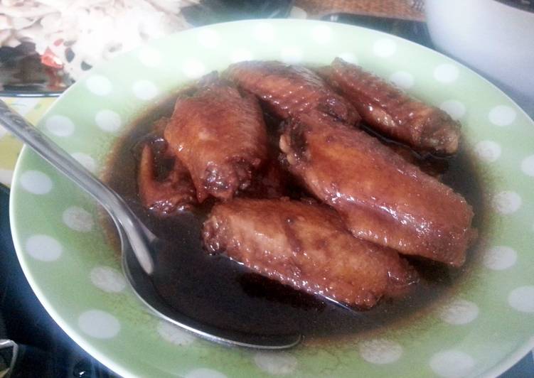 Simple Way to Prepare Super Quick Homemade Easy Chinese dark sauce chicken wings