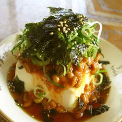 A picture of Spicy Korean-style Natto and Chilled Tofu.