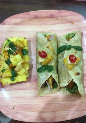 A picture of Burst of flavours wrap.