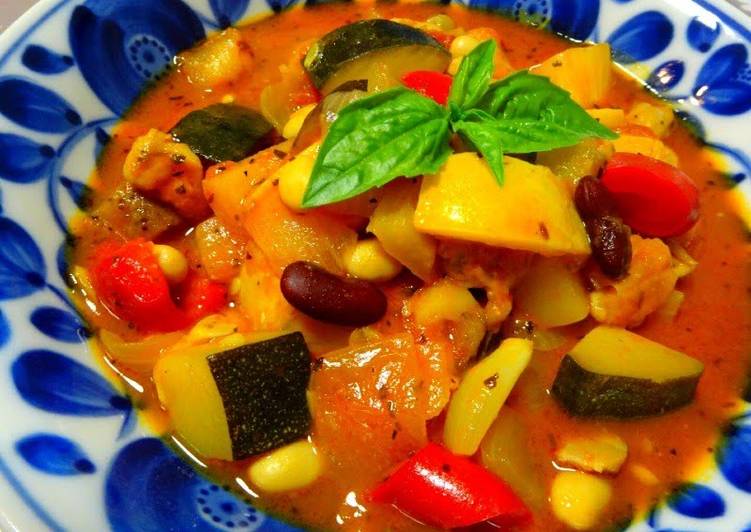 Simple & Elegant Summer Vegetable Ratatouille Simple & Elegant Summer Vegetable Ratatouille