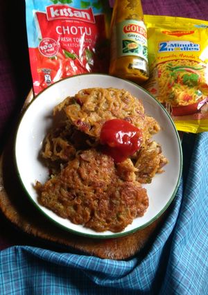 ম্যাগি অমলেট (maggi omelette recipe in bengali) রেসিপির প্রধান ছবি