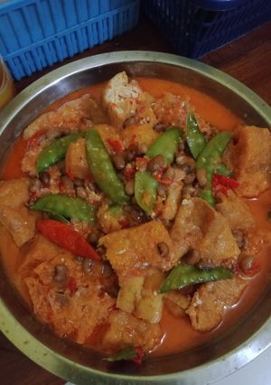 Foto resep Sambel goreng krecek + kacang tolo