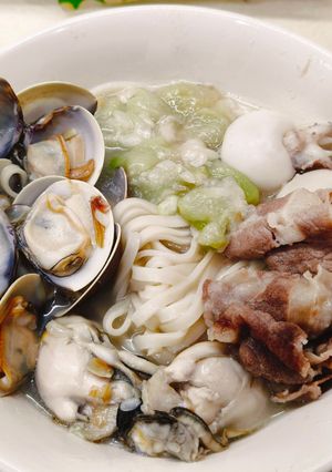 海鮮絲瓜煨麵 的食譜成品照片