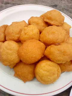 A picture of Akara balls.