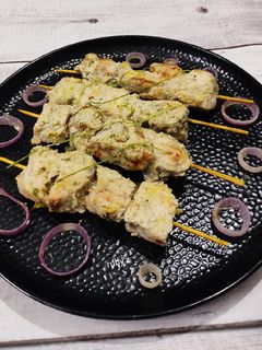 চিকেন রেশমি কাবাব। (Chicken reshmi kebab recipe in Bengali) রেসিপির প্রধান ছবি