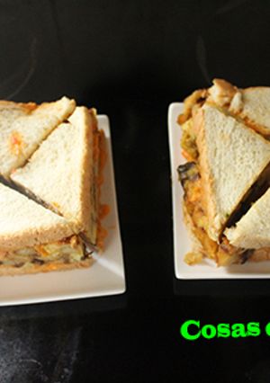 Foto principal de Triángulos de pan de molde con tortilla
