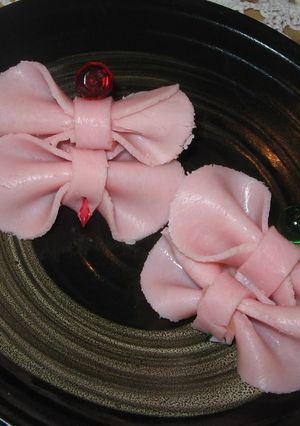 A picture of Double Ham Ribbons For Charaben (Decorative Bentos).