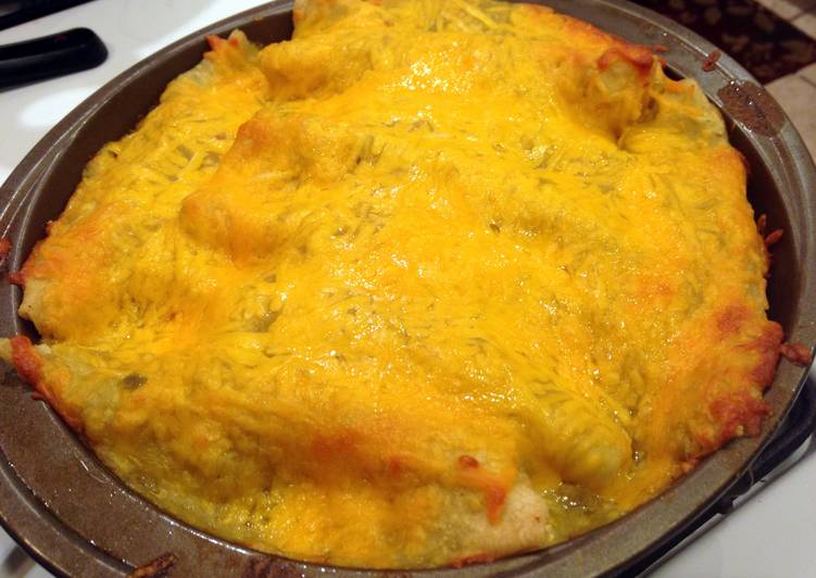 Simple Way to Prepare Perfect Green Chile Cheesy Chicken Enchiladas