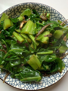 牛皮菜(茄末菜)炒豆鼓小魚乾 的食譜成品照片