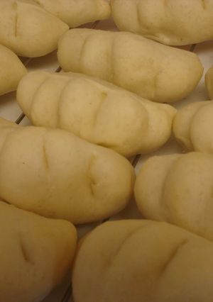 A picture of Gyoza Bread Rolls.