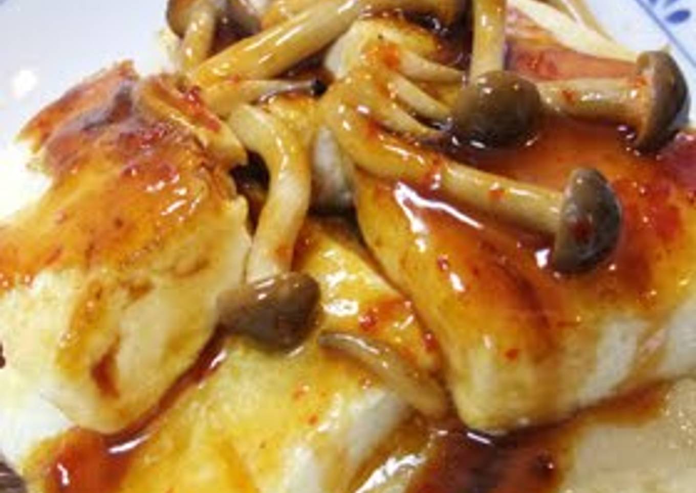 Tofu Steak with Silky Spicy Shimeji Mushroom Sauce