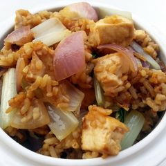 A picture of Tofu Vegan Fried Rice.