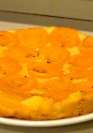 A picture of The easiest upside-down fruit cake!.
