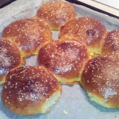 A picture of Hamburger Buns.
