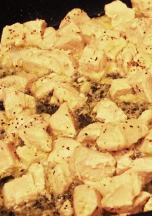 A picture of Lemon Pepper Chicken.