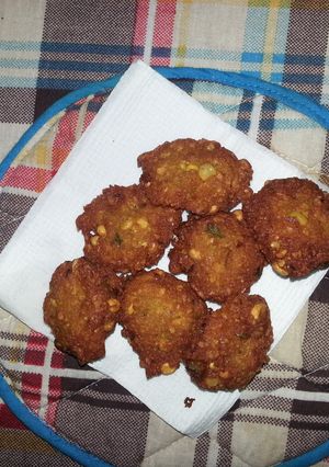 A picture of Vadai.