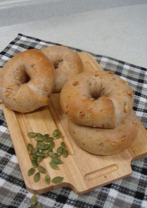 A picture of Whole Wheat Walnut Bagels (Soft Bagels).