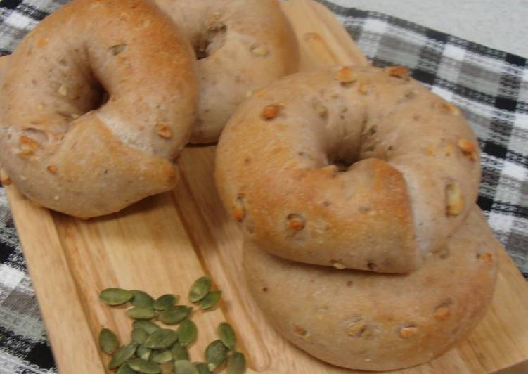 Simple Way to Prepare Perfect Whole Wheat Walnut Bagels (Soft Bagels)