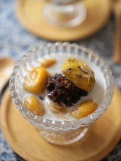A picture of Coconut Zenzai with Kabocha Shiratama.
