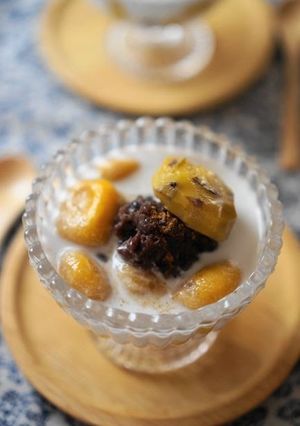 A picture of Coconut Zenzai with Kabocha Shiratama.