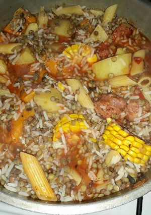 Una foto de Guiso de chorizo