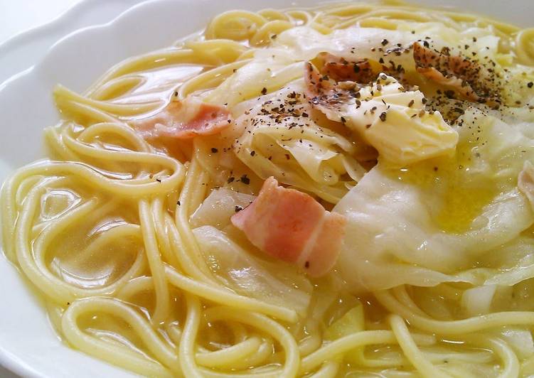 Recipe of Award-winning Salt &amp; Butter Flavored Soup Pasta with Cabbage &amp; Bacon