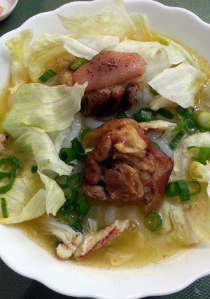 A picture of Bánh canh.
