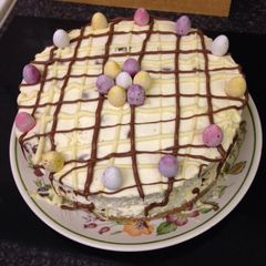 Creme Egg Cheesecake A picture of Creme Egg Cheesecake.