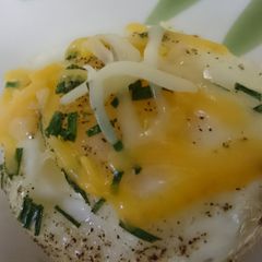 A picture of Biscuit Egg in a basket.