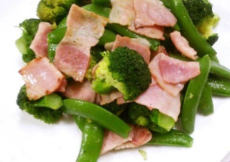 Colourful Stir-fry with Green Vegetables