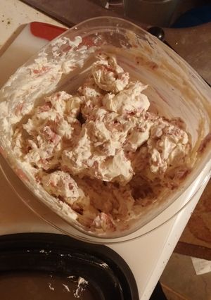 A picture of My homemade cheeseball.