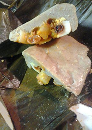 A picture of Peruvian style veggie tamales.