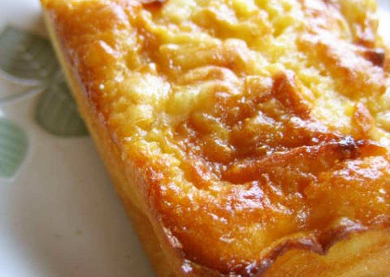 Moist! Apple & Yogurt Cake