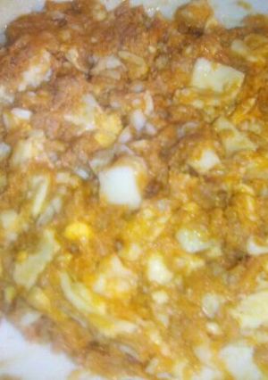 Una foto de Atún con huevos y tranchetes