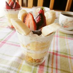 A picture of Mini Chocolate Parfait with Strawberries and Bananas.