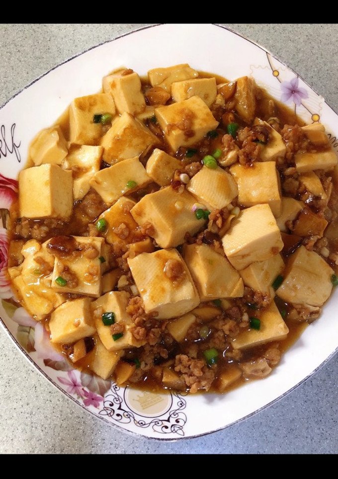 A picture of Tofu with Minced Meat and Shiitake Mushrooms.