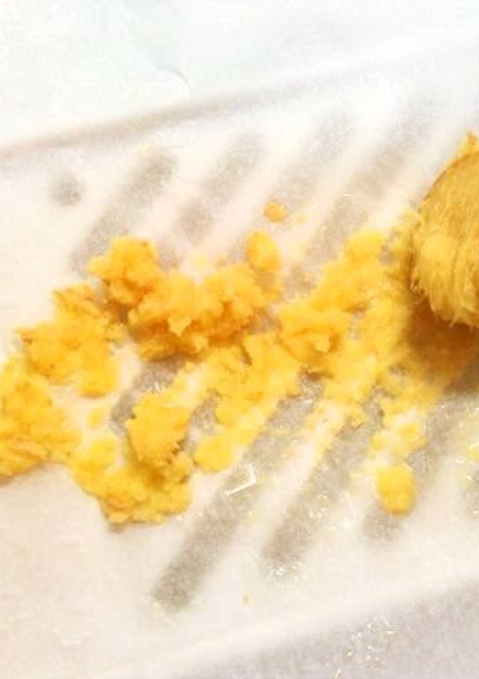A picture of Easy and Clean Way of Grating Ginger.