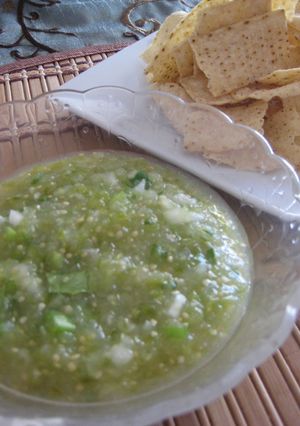 A picture of Salsa Verde (Green Salsa).