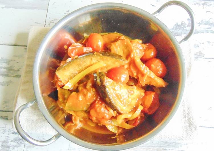 Steps to Prepare Homemade Aubergine & Cherry Tomato Curry