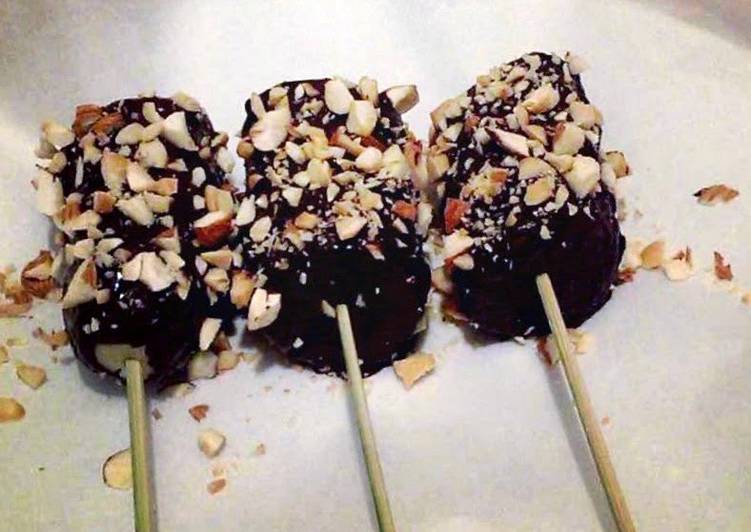 Step-by-Step Guide to Prepare Award-winning Healthy Dark Chocolate Covered Banana Pops