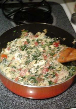 A picture of Hot spinach and artichoke dip.
