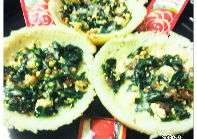 Step-by-Step Guide to Prepare Any-night-of-the-week Rava Bowl Spinach Pizzas