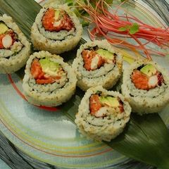A picture of California Roll.
