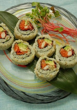 A picture of California Roll.
