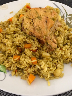 Una foto de Arroz con pollo